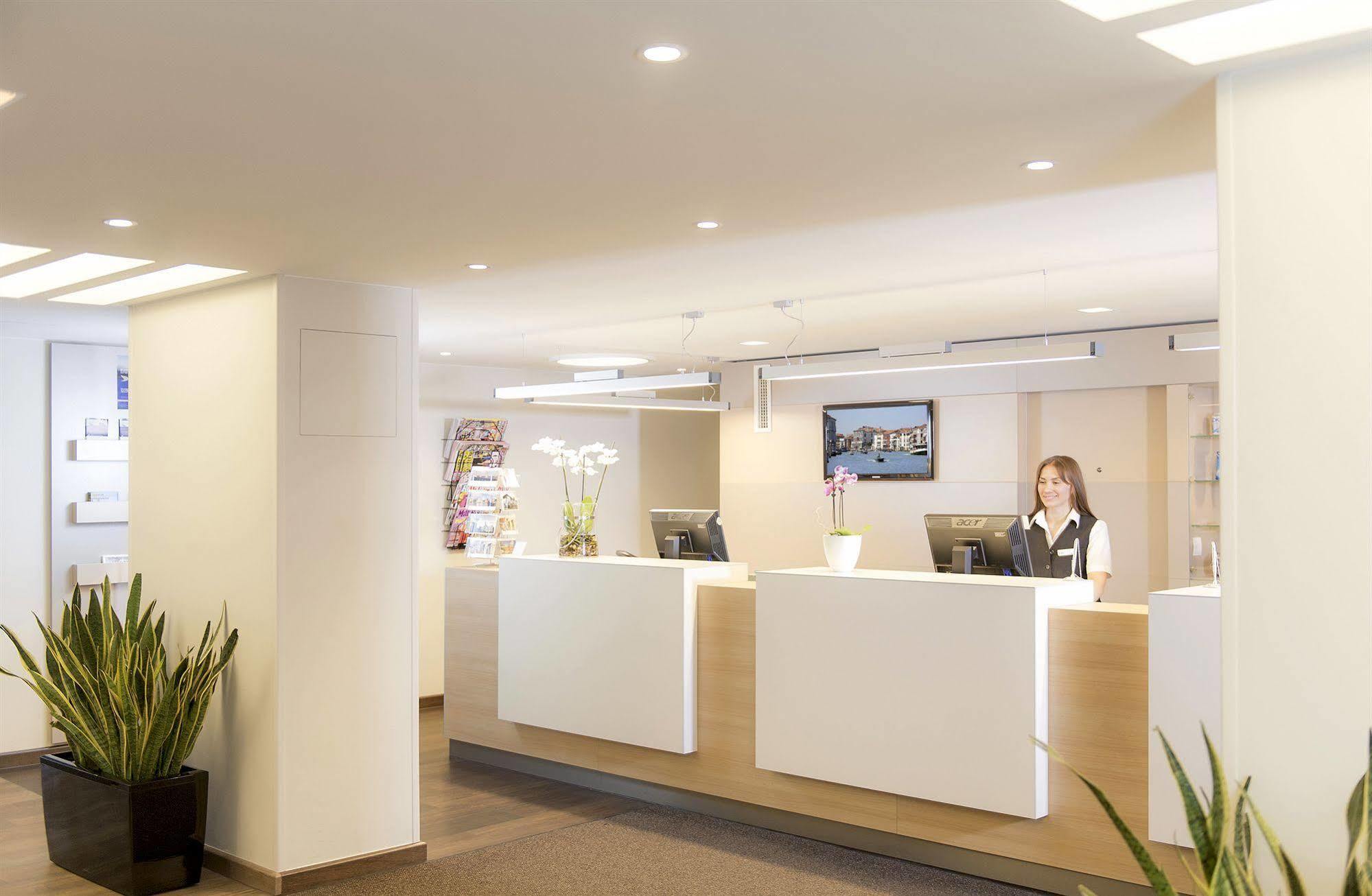 Good Morning+ Malmoe Hotel Ngoại thất bức ảnh